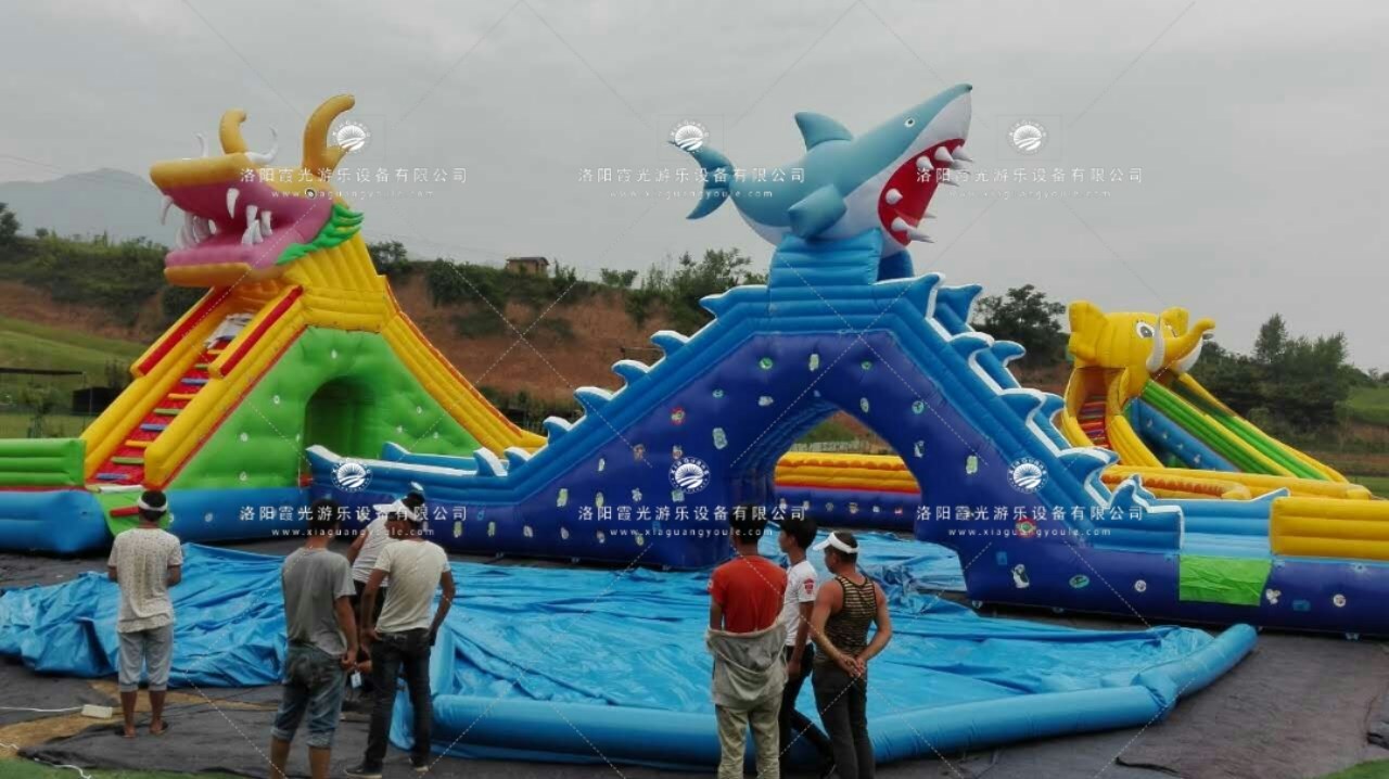 广东龙鲨嬉水儿童乐园充气游泳池